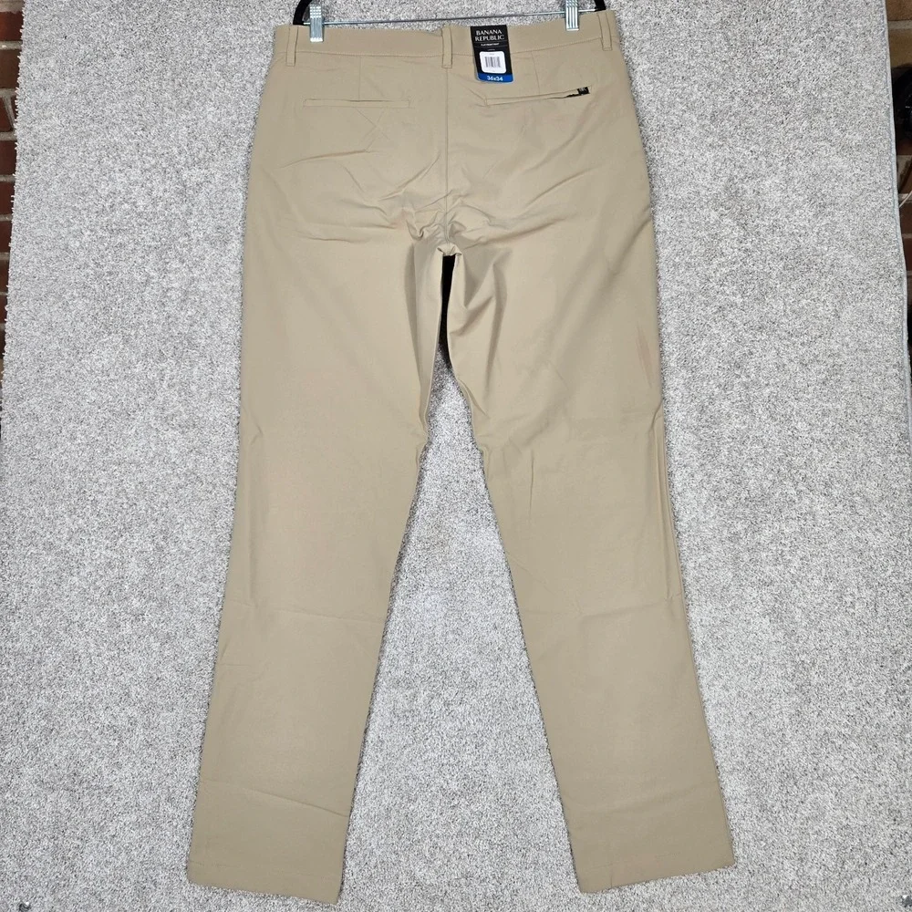 Banana Republic pants Men's‎ 36x34 tan flat front performance NEW
